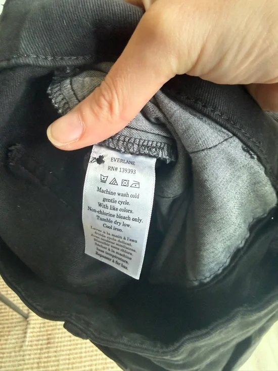 Everlane The Organic Wide-leg pant in black - 8 - EUC - Picture 7 of 7